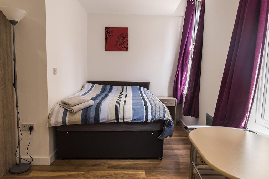 Town Centre Apartments 迪斯伯里 外观 照片